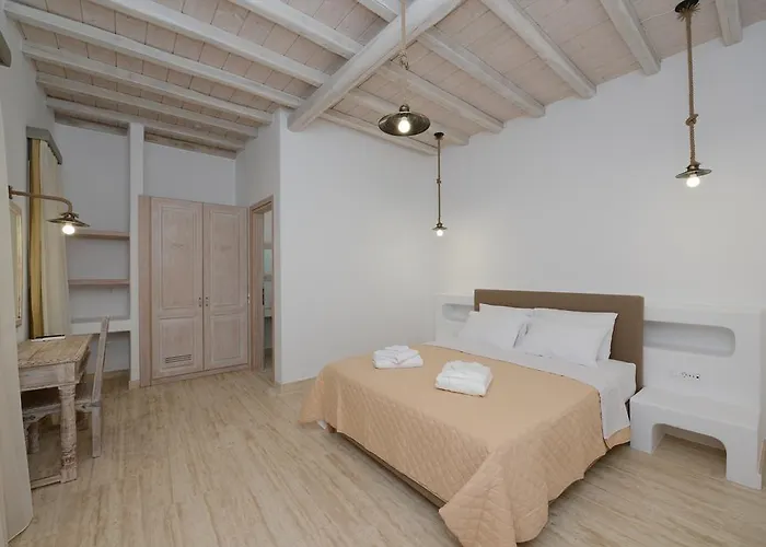 Pelagos Sunset 4* Mykonos Town